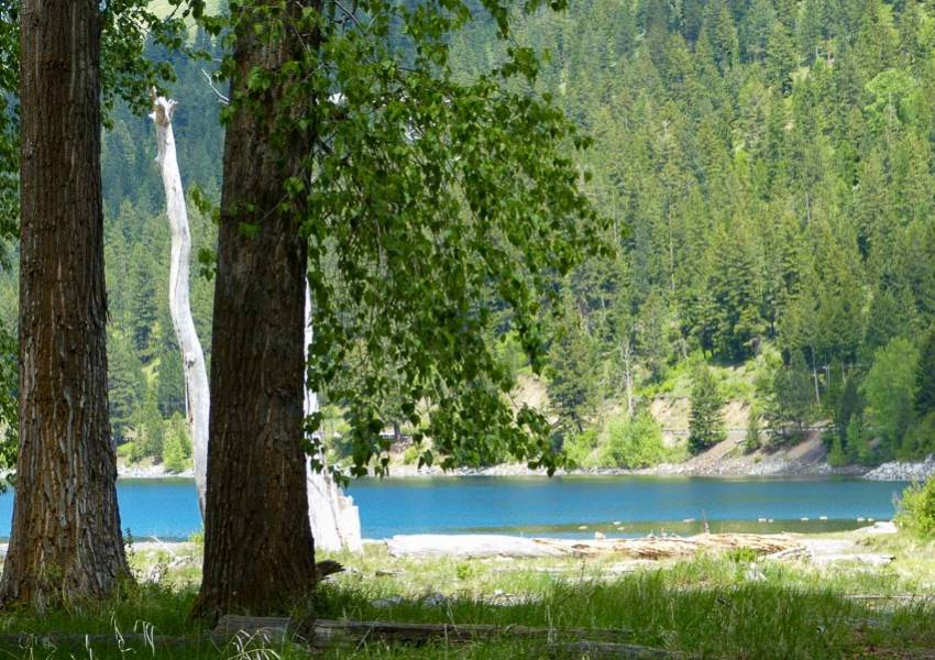 wallowa lake riverside d u